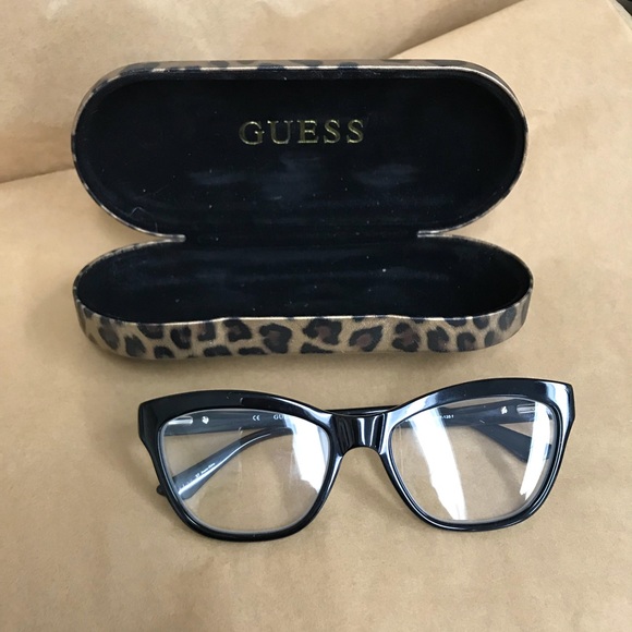 guess reading glasses